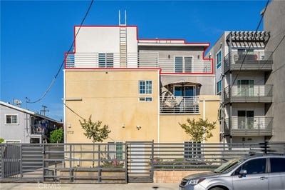 /international/us/11731-runnymede-street-north-hollywood-ca-110107224186/