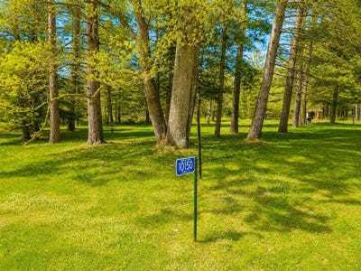 /international/us/10150-cypress-st-ross-wi-110108452143/