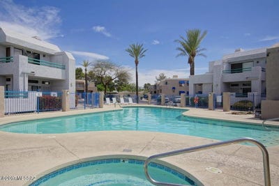 /international/us/7952-e-colette-circle-tucson-az-110102440839/