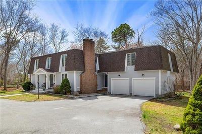 /international/us/4-intrepid-lane-jamestown-ri-110107155380/