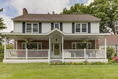 /international/us/43-east-road-troy-ny-110109116855/