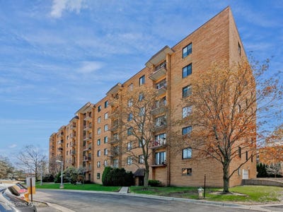 /international/us/1717-w-crystal-lane-mount-prospect-il-110108363265/