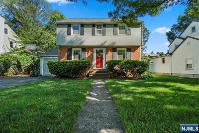 /international/us/14-ramsey-terrace-fair-lawn-nj-110108938170/
