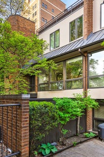 /international/us/1343-n-sutton-place-chicago-il-110099638995/