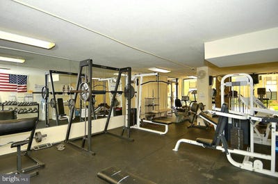 /international/us/4-monroe-street-rockville-md-110097278910/?lang=zh-cn