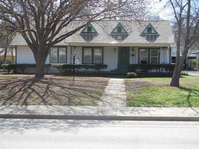 /international/us/609-w-main-street-ranger-tx-110106503558/