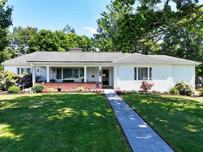 /international/us/103-ellett-drive-se-christiansburg-va-110108238586/