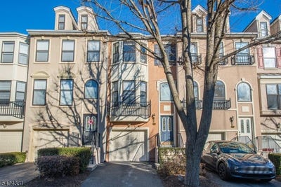 /international/us/404-manchester-dr-nutley-twp-nj-110105277015/