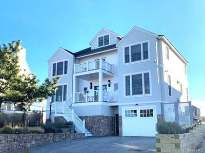 /international/us/949b-dune-westhampton-dunes-ny-110097577695/