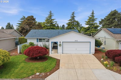 /international/us/401-s-cascade-dr-woodburn-or-110107762831/