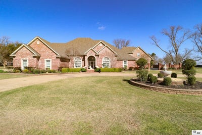 /international/us/216-orchard-run-natchitoches-la-110108681256/