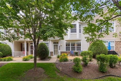 /international/us/3473-cherry-lane-woodbury-mn-110100518226/