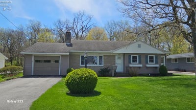/international/us/1313-e-4th-street-marblehead-oh-110098931657/