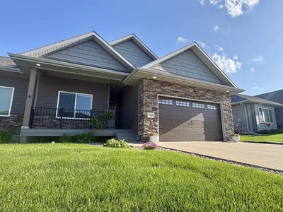 /international/us/5360-overlook-lane-sioux-city-ia-110108467477/