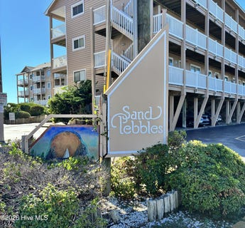/international/us/1101-lake-park-boulevard-s-carolina-beach-nc-110110351841/