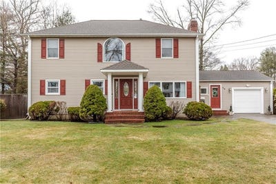 /international/us/45-bayberry-lane-east-greenwich-ri-110107032537/