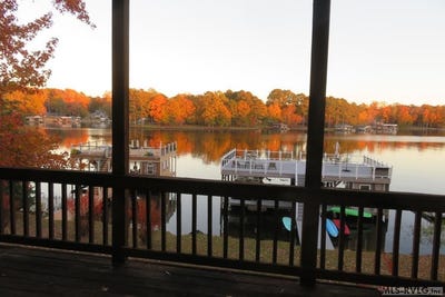/international/us/173-mandrake-court-unit-106-henrico-nc-110101624859/