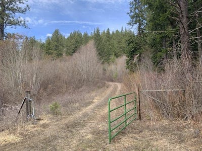 /international/us/4639-howard-hills-way-loon-lake-wa-110099894229/?lang=en