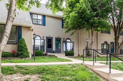 /international/us/140-stonebridge-lane-smithville-mo-110108379882/