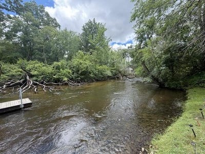 /international/us/125-state-road-dowagiac-mi-110108876379/
