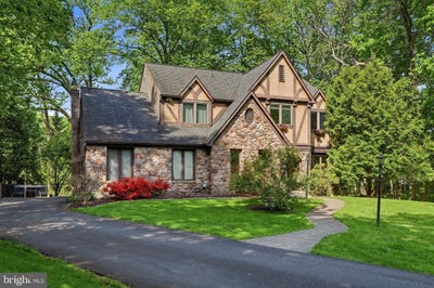 /international/us/24-berkley-drive-yardley-pa-110108391490/