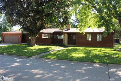 /international/us/635-center-avenue-garner-ia-110108770890/