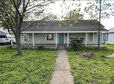 /international/us/903-14th-street-honey-grove-tx-110120057353/
