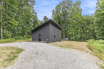 /international/us/2392-sullivan-road-ravenna-mi-110100999593/?lang=zh-tw