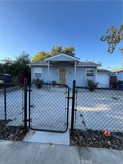 /international/us/435-texas-pomona-ca-110110363680/