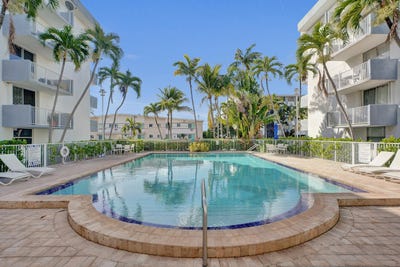 /international/us/1801-s-treasure-drive-north-bay-village-fl-110106456731/