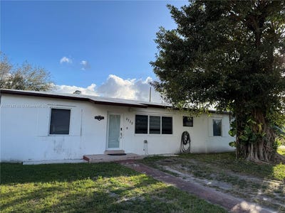 /international/us/2770-nw-164th-ter-miami-gardens-fl-110097476155/?lang=en