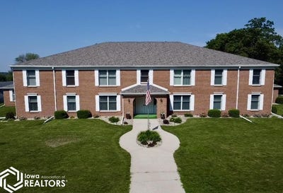 /international/us/408-s-hall-street-algona-ia-110100248093/