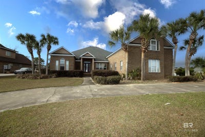 /international/us/9363-lakeview-drive-foley-al-110097346274/