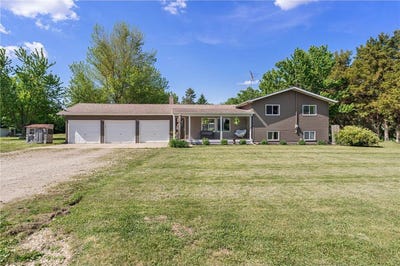 /international/us/11057-366th-avenue-saint-mary-twp-mn-110108340452/