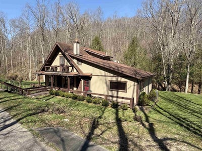 /international/us/3940-buckhannon-pike-coalton-wv-110107356022/