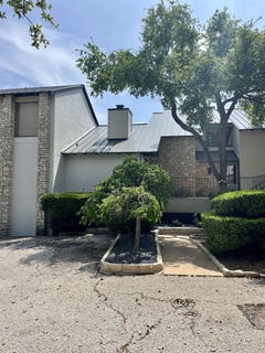 /international/us/103-island-dr-horseshoe-bay-tx-110107507702/
