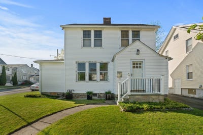 /international/us/15-overland-avenue-bridgeport-ct-110103169056/