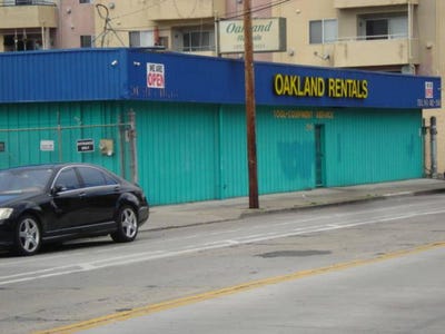 /international/us/oakland-ca-110106990732/