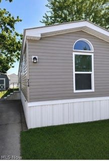 /international/us/360-s-main-street-west-salem-oh-110109005651/