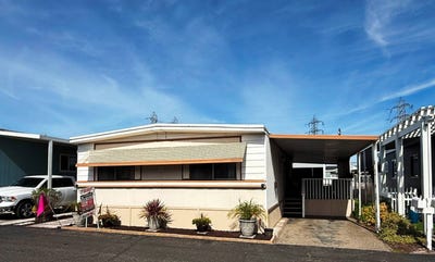/international/us/19350-ward-huntington-beach-ca-110105750093/