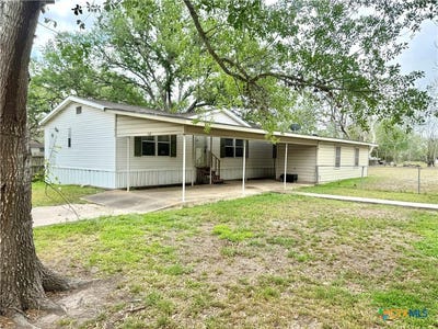 /international/us/306-turner-street-yoakum-tx-110107312601/