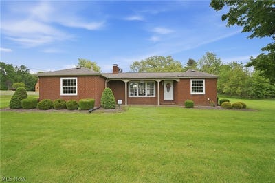 /international/us/359-walnut-street-leetonia-oh-110108363169/