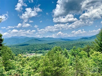 /international/us/1879-johns-ridge-parkway-lenoir-nc-110100836484/