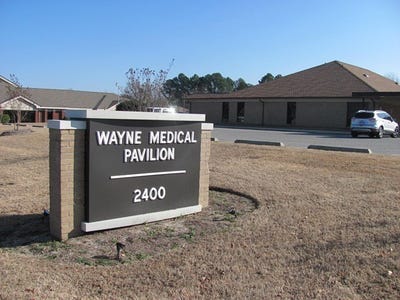 /international/us/2400-wayne-memorial-drive-goldsboro-nc-110103320285/