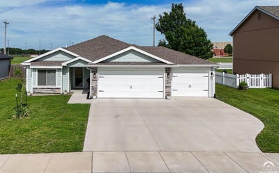 /international/us/2538-elm-street-eudora-ks-110108341195/