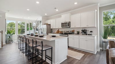 /international/us/204-college-circle-atlanta-ga-110096286283/