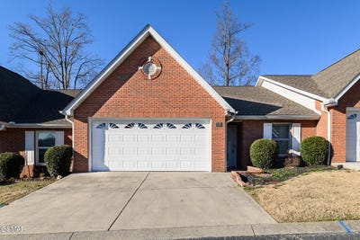 /international/us/139-creekwood-way-seymour-tn-110104879014/