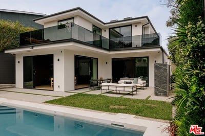 /international/us/14058-davana-ter-sherman-oaks-ca-110098633551/?lang=de