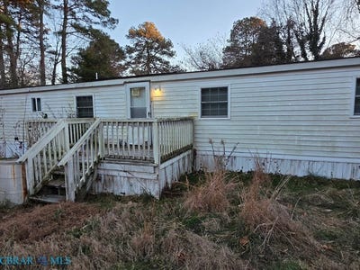 /international/us/3594-george-washington-mem-highway-hayes-va-110107923517/