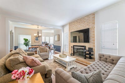 /international/us/4320-bellaire-drive-s-fort-worth-tx-110119662820/